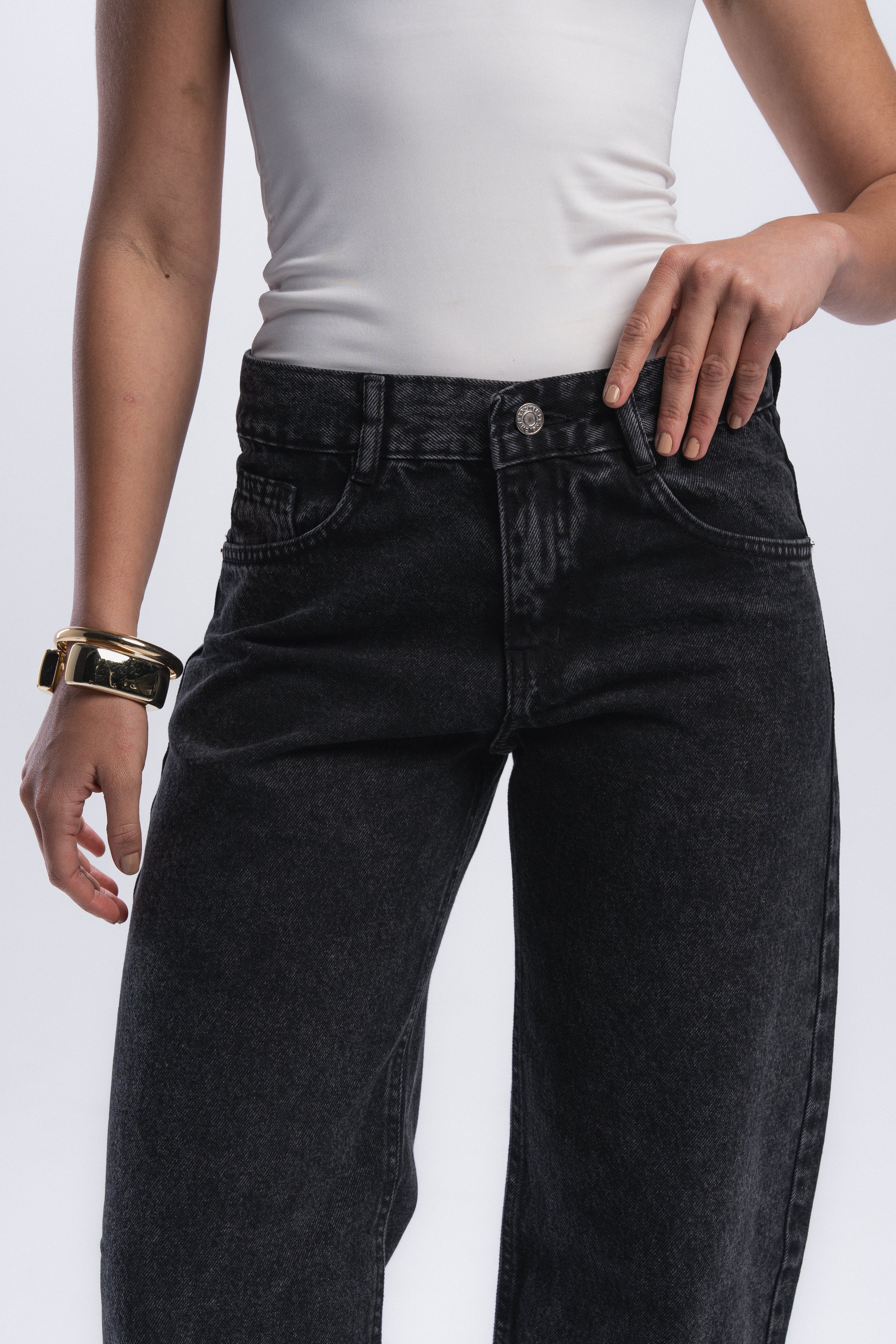 Straight Leg Jeans- Dirty Black