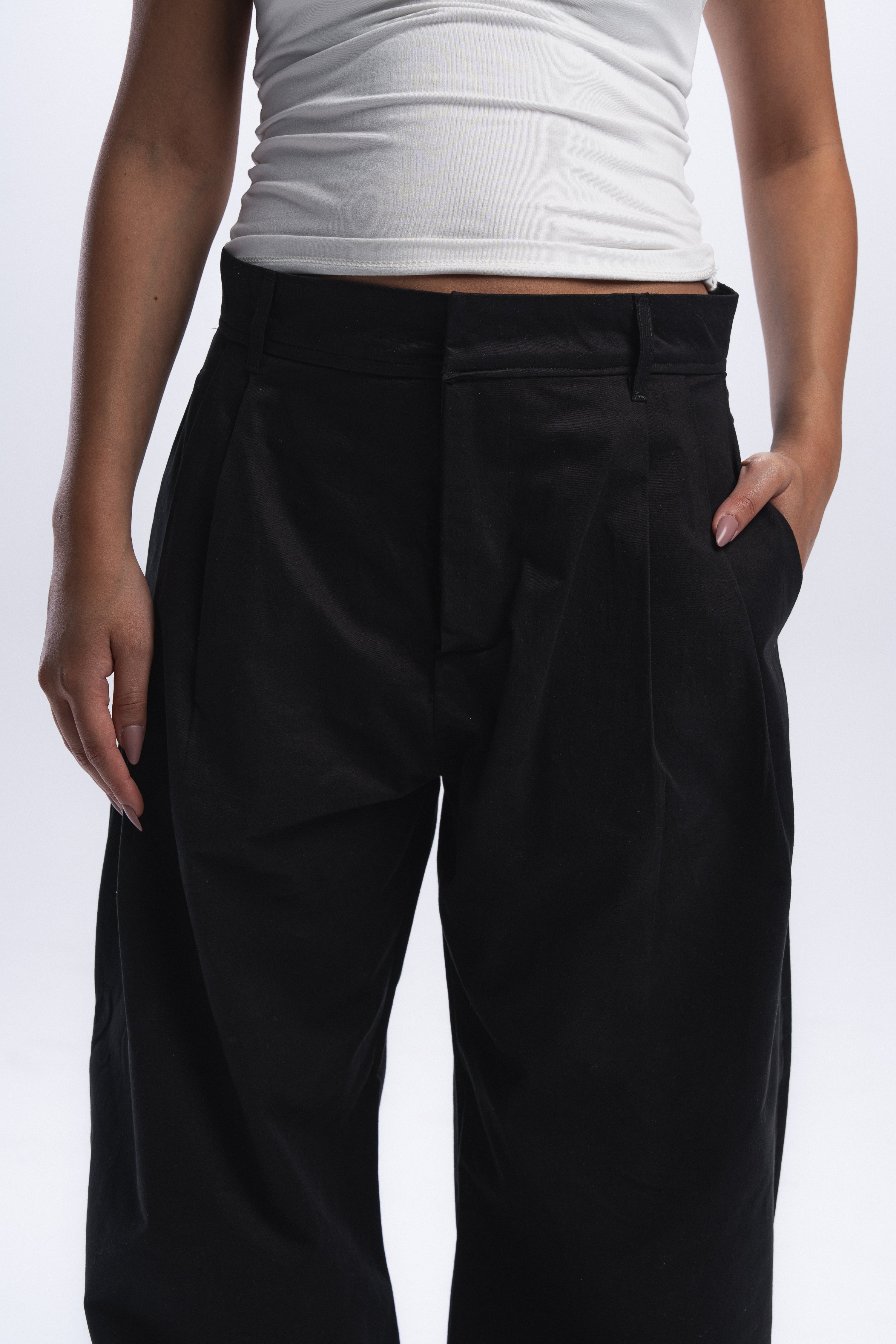 Pleated Gabardine Trousers- Black