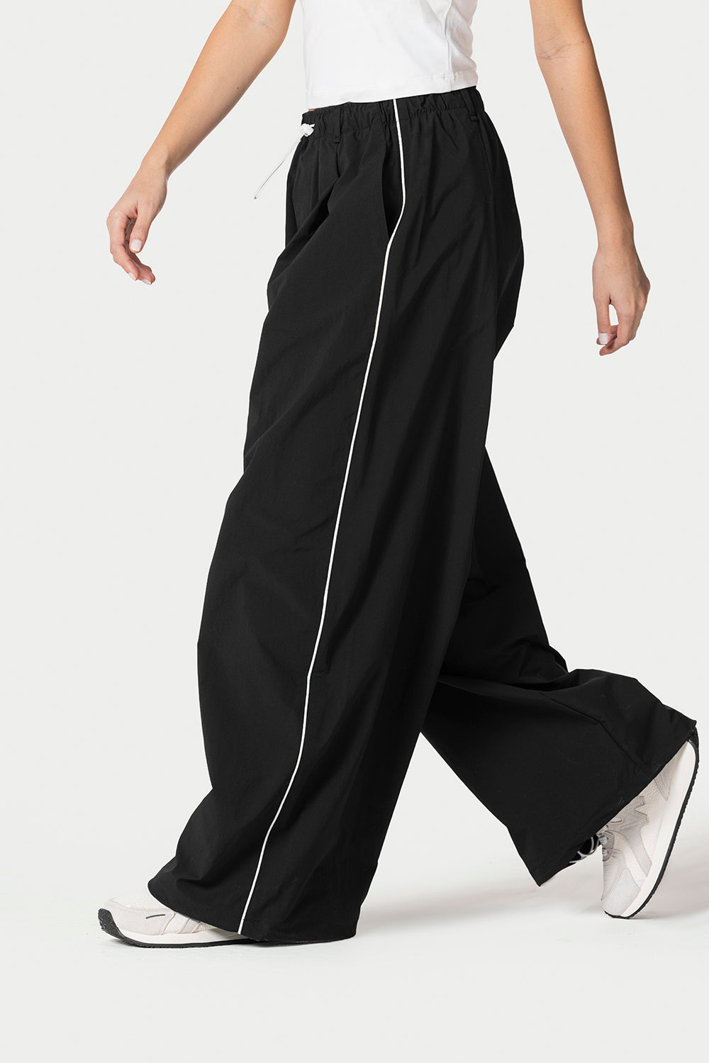 Side Line Wide Leg Pants – Black – photo 9