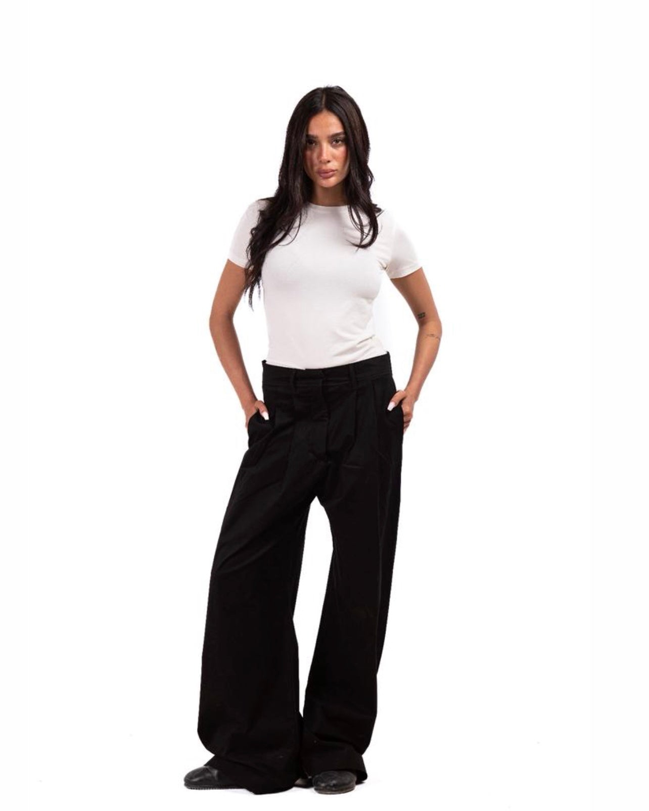 Pleated Gabardine Trousers- Black