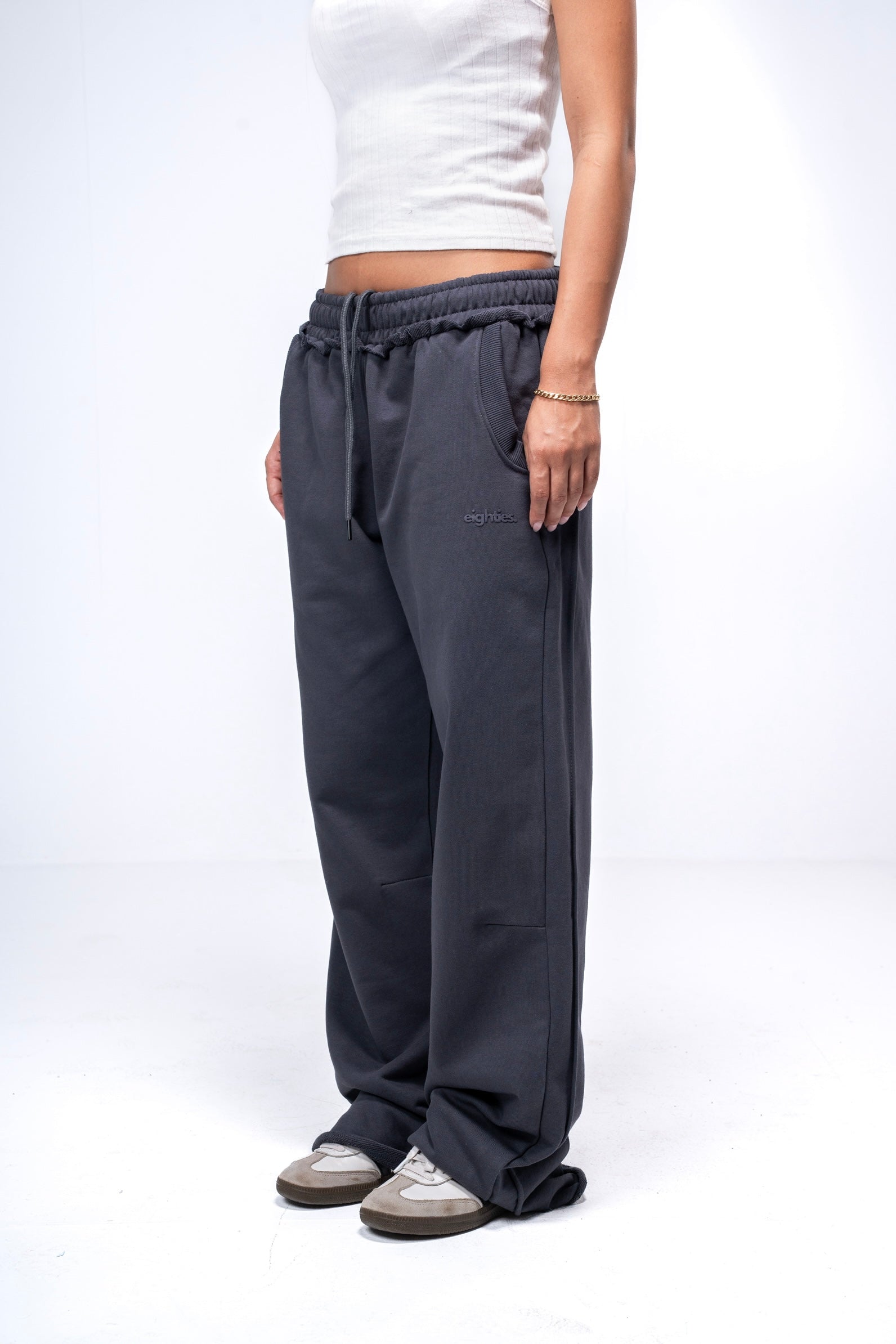 DARK GREY SWEATPANTS
