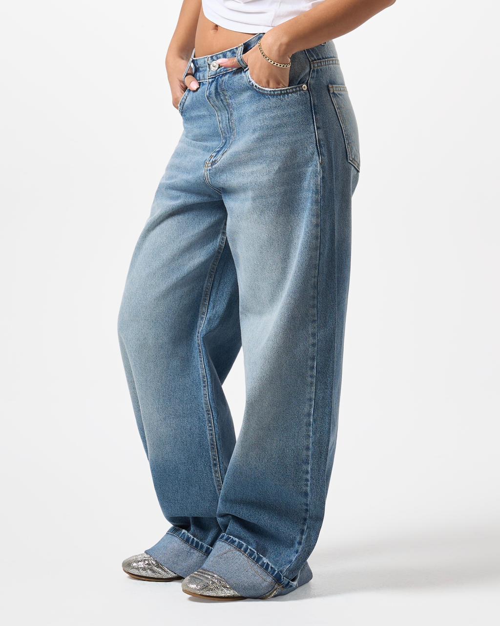 Baggy Folded Mid-Waist Jeans - light blue