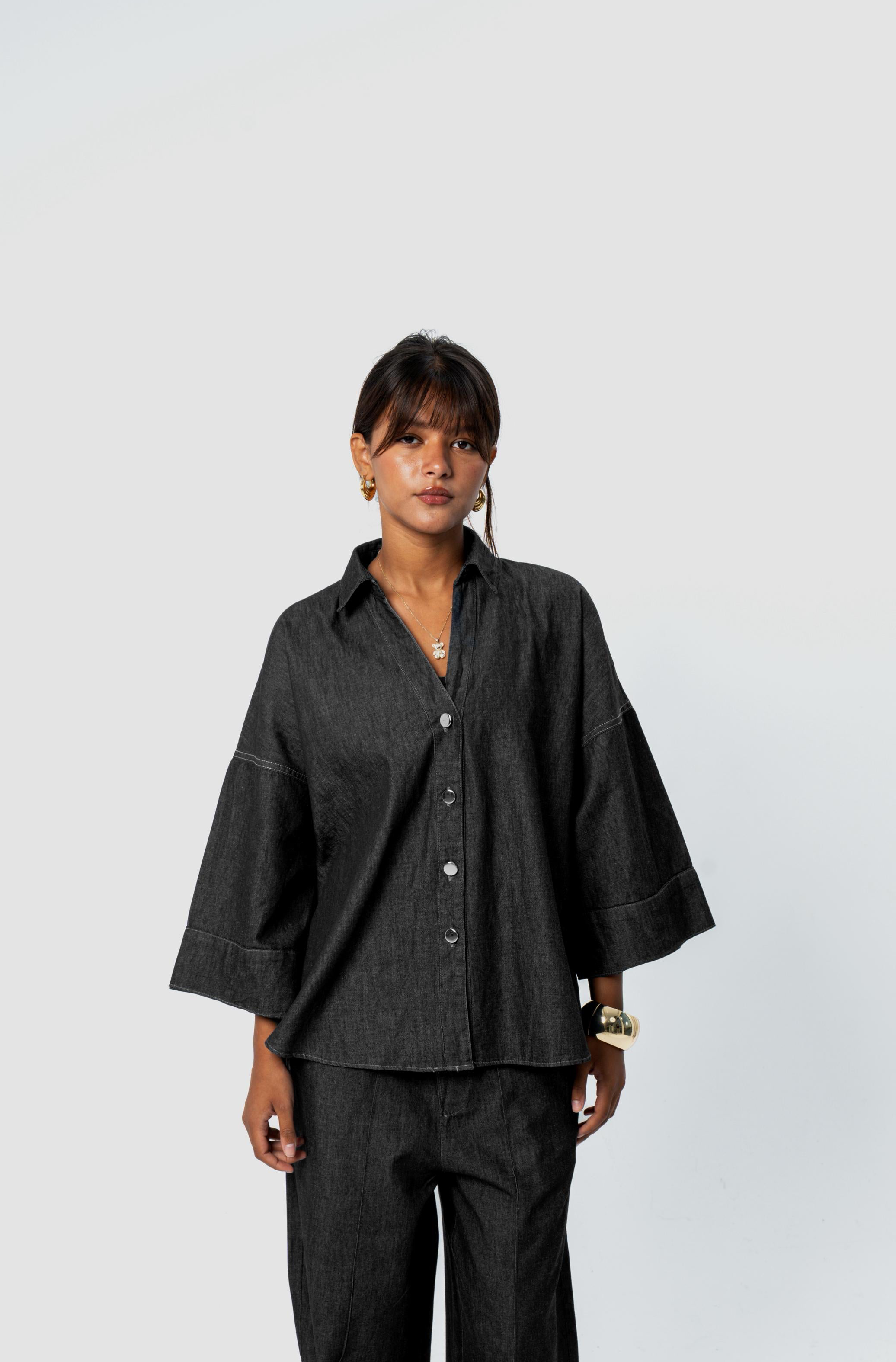 WIDE SLEEVE DENIM SHIRT - Dark Black