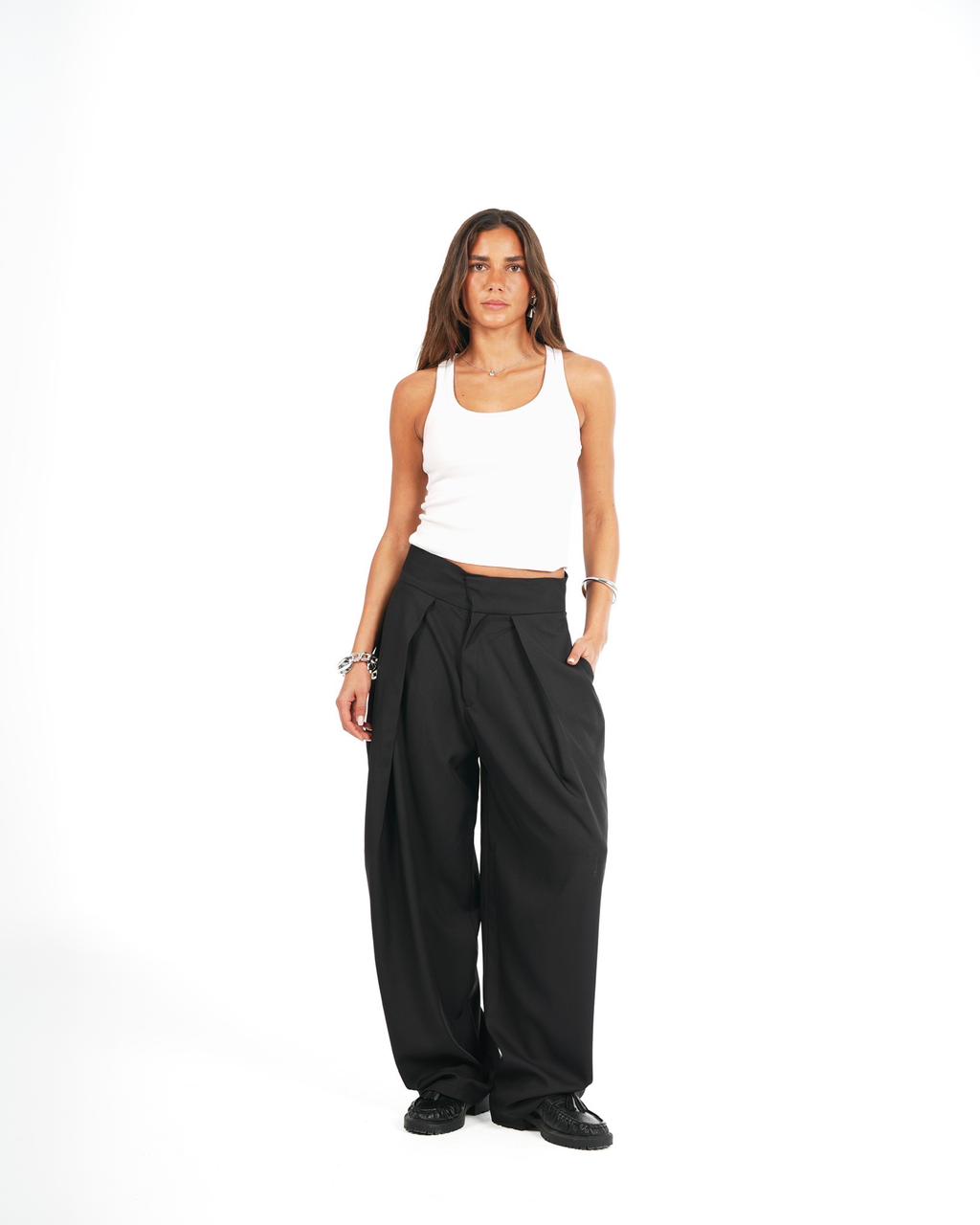 Balloon pleated pants - black