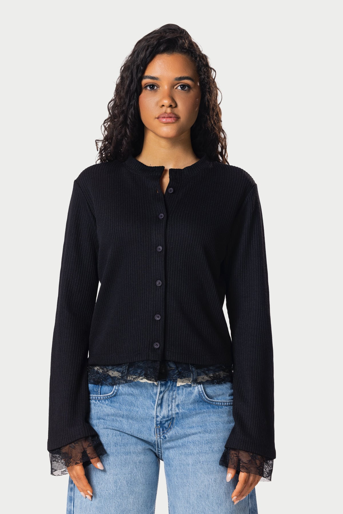 Long sleeve lace buttons top – Black | Eighties