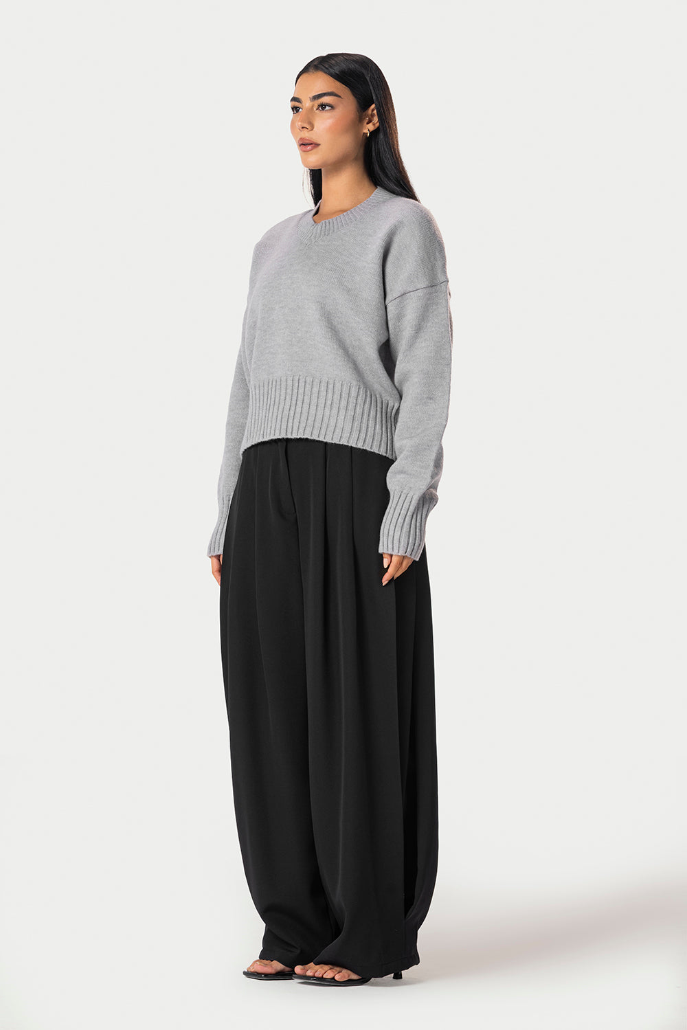 V-Neck Knitted Sweater – Grey – photo 5